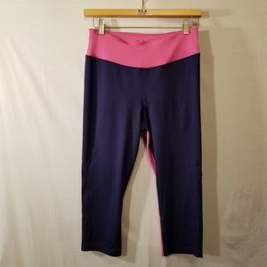 FILA "Like New" Work Out Athletic Crop Pants